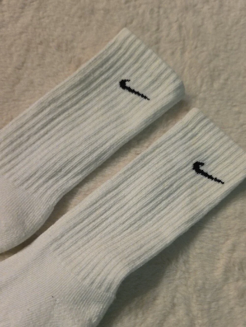 Nike Boys 2 Pairs Medium Size White Crew Athletic Socks with Black Swoosh